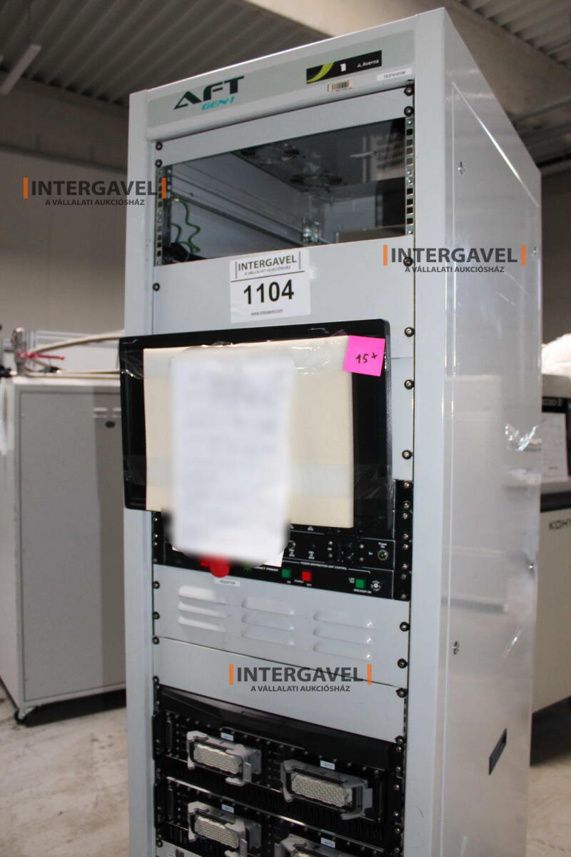 Bontott teszt szekrény 2