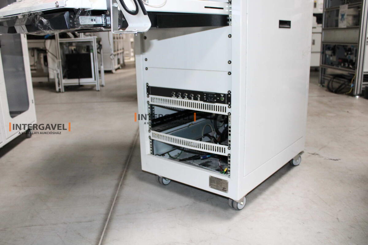 Bontott teszt szekrény 3