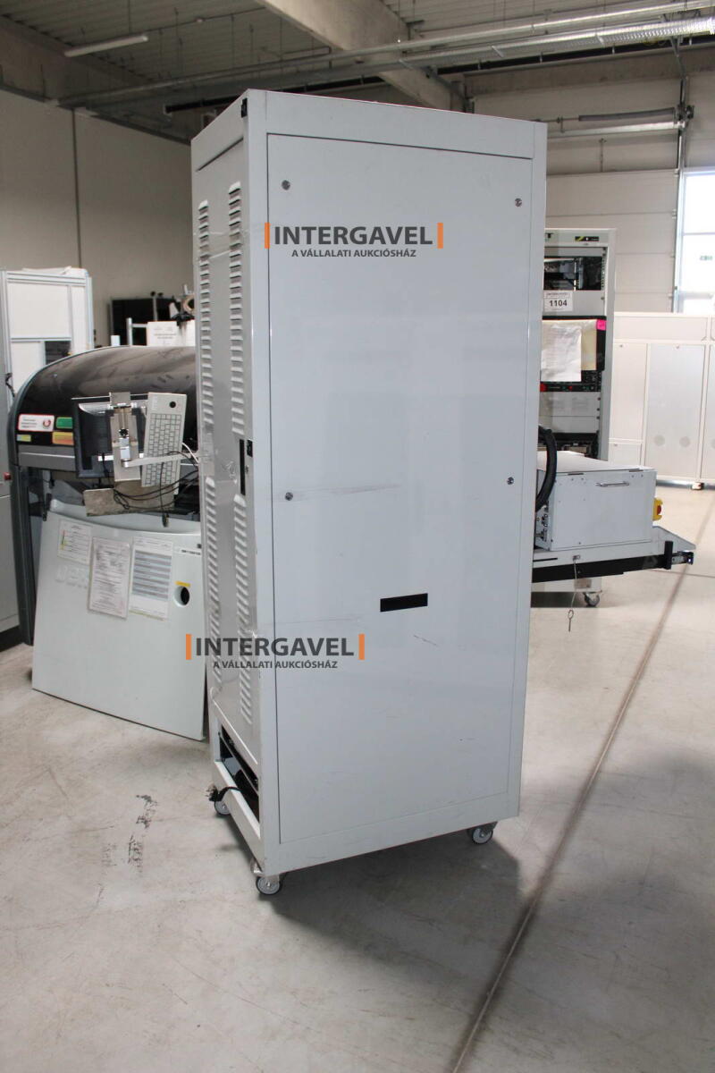 Bontott teszt szekrény 5