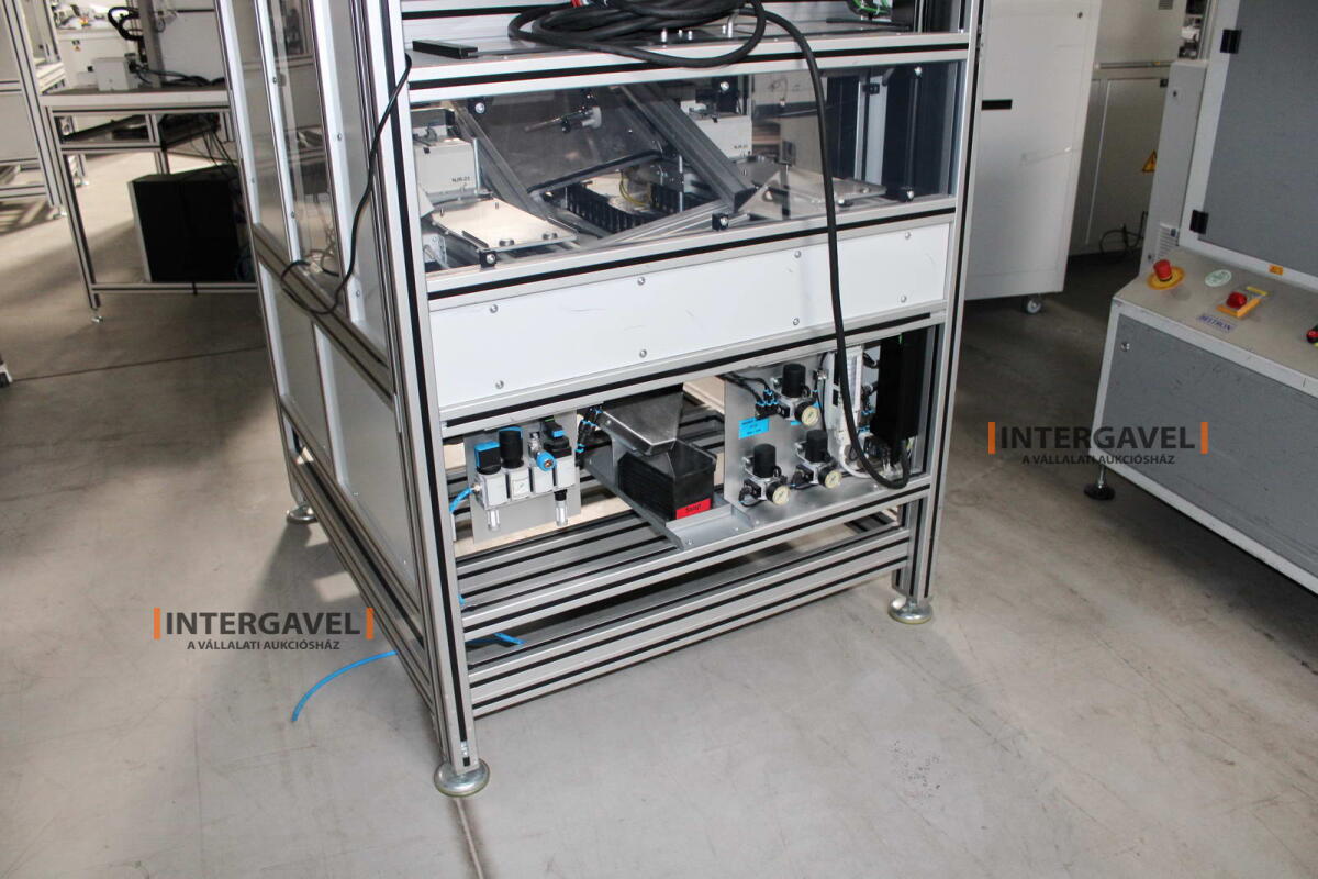 Bontott szerelő célgép 17