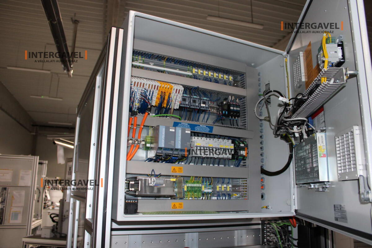 Bontott szerelő célgép 23