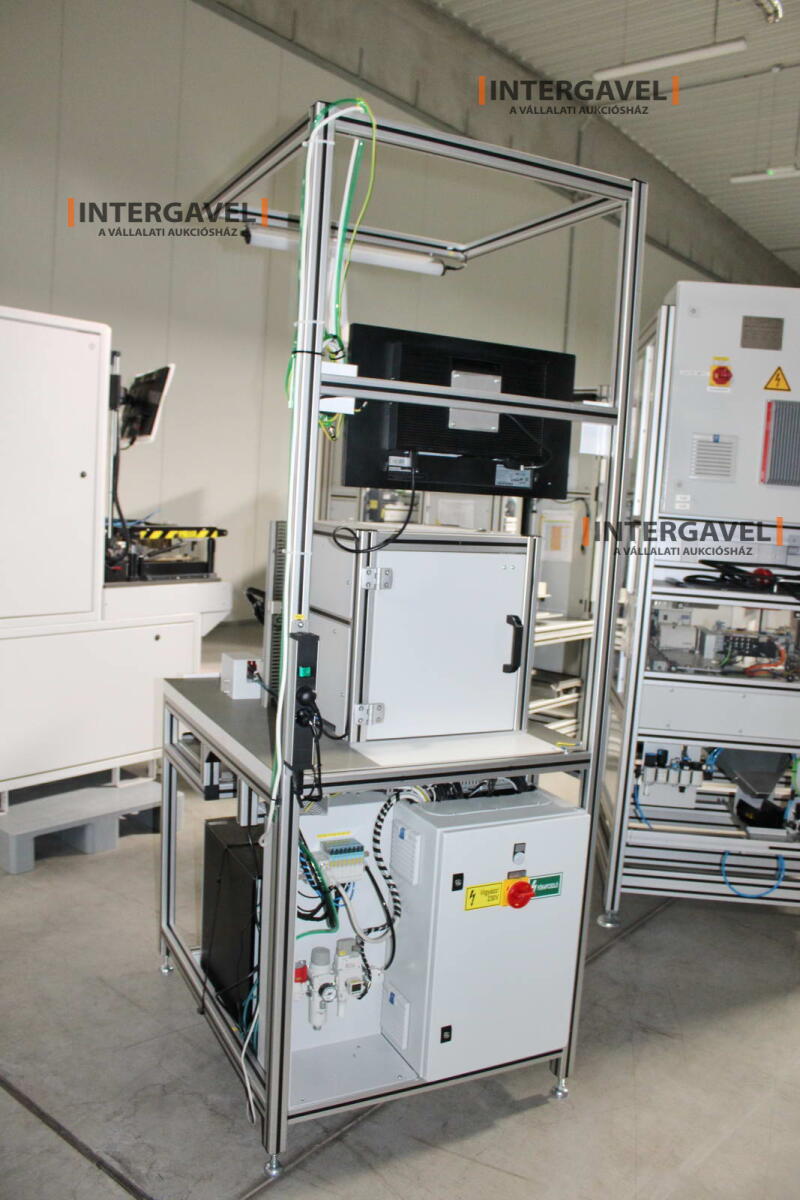 Bontott teszt munkahely 2