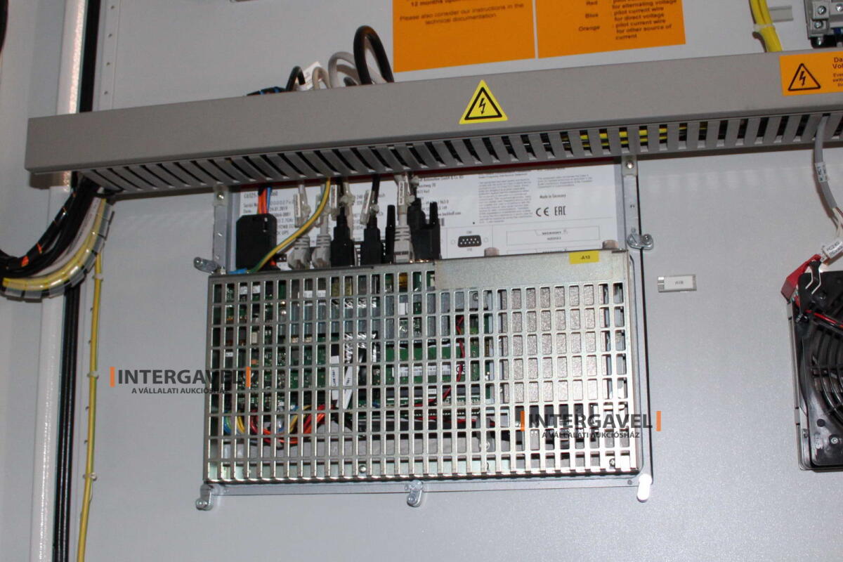 Bontott szerelő célgép 18