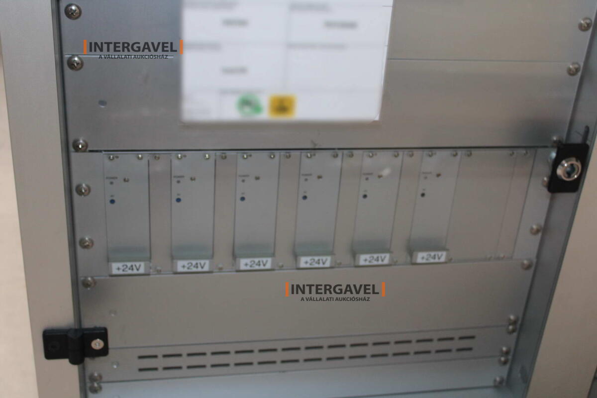 Bontott teszt munkahely 4