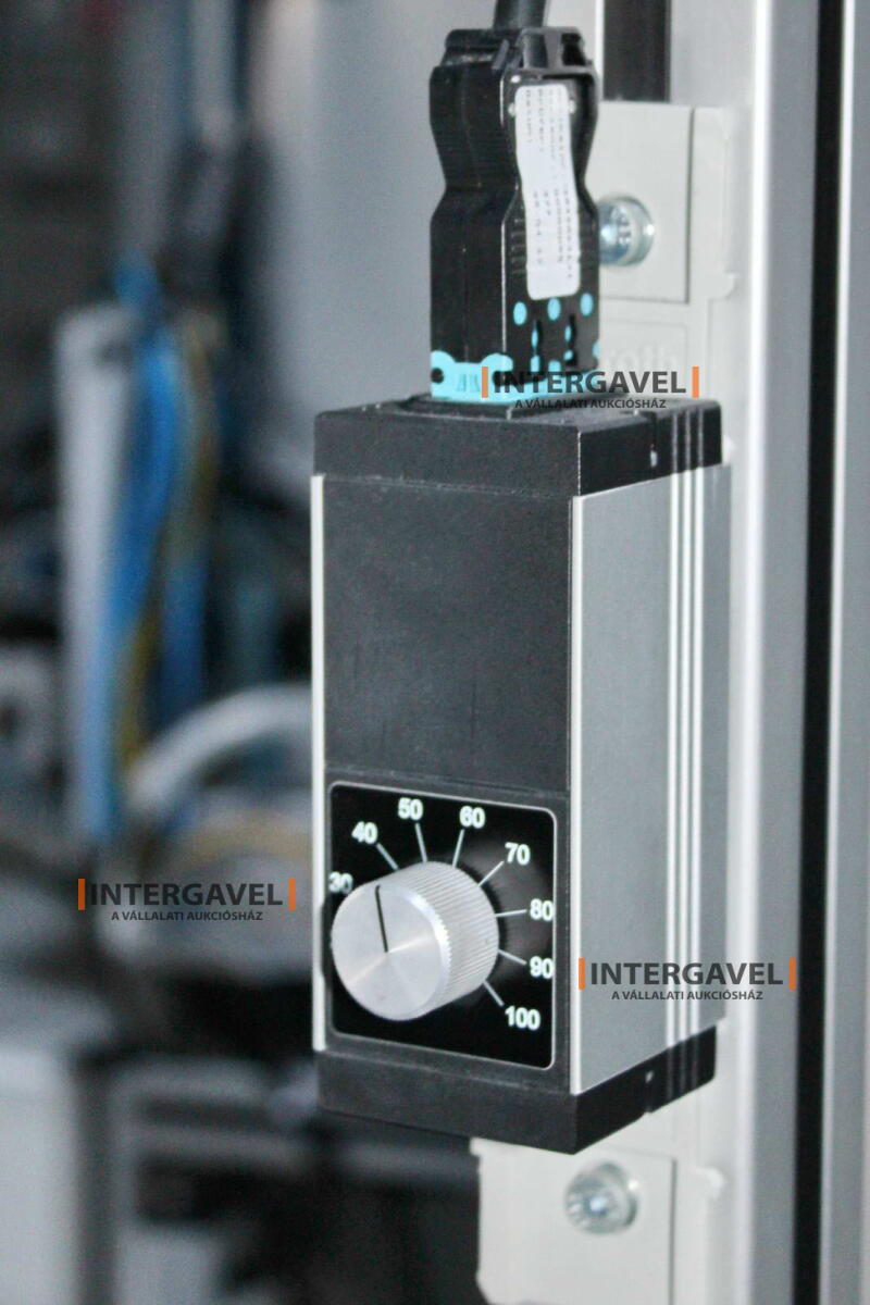 Bontott szerelő munkahely 7