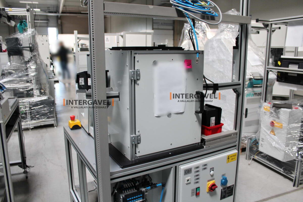 Bontott szerelő munkahely 9