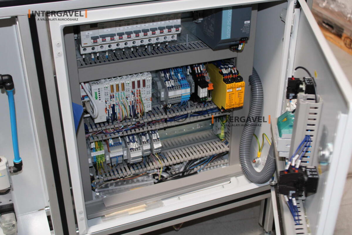 Bontott szerelő munkahely 12