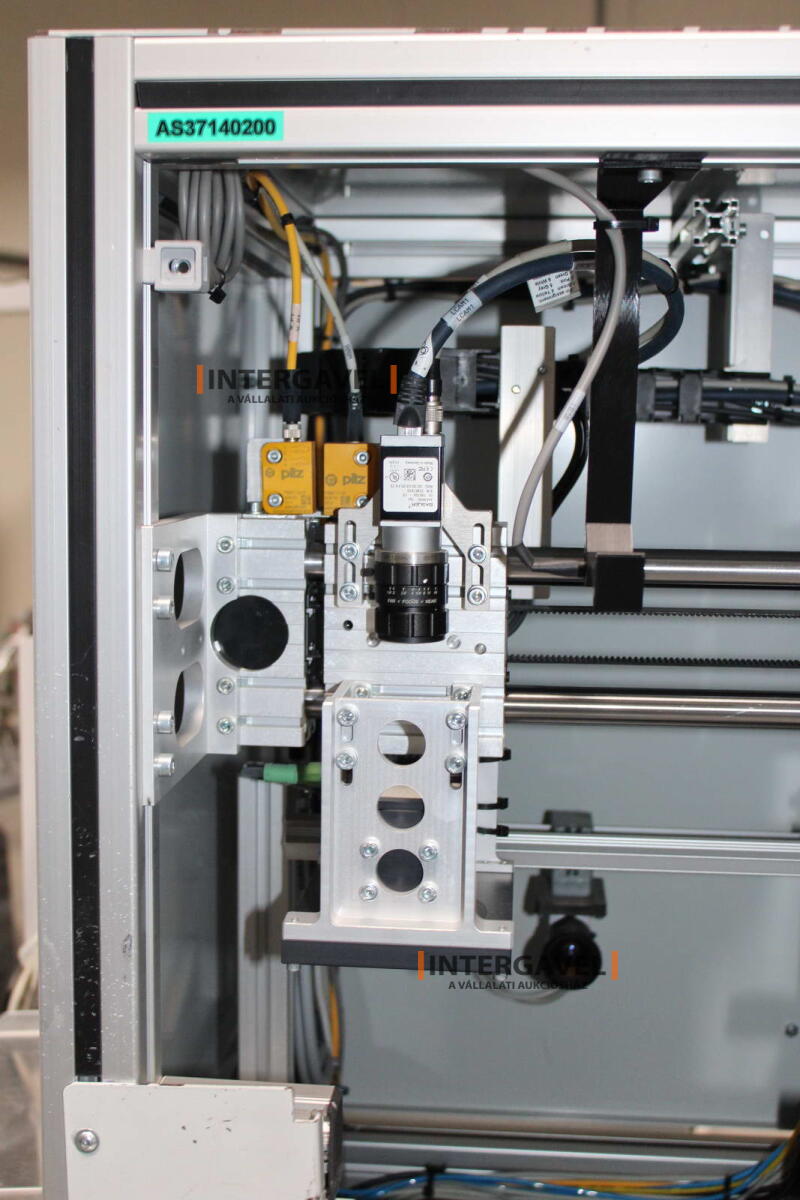 Bontott teszt munkahely 4