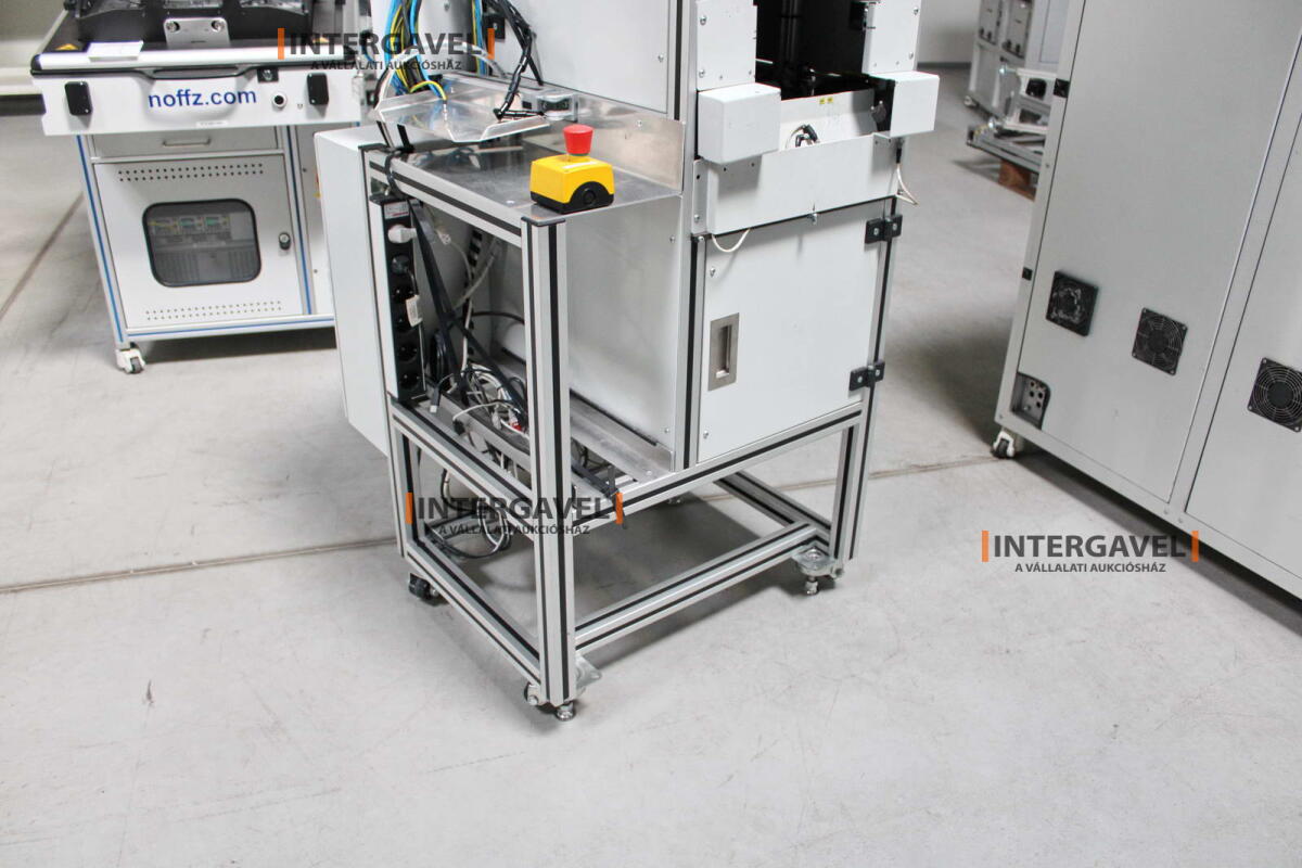 Bontott teszt munkahely 9