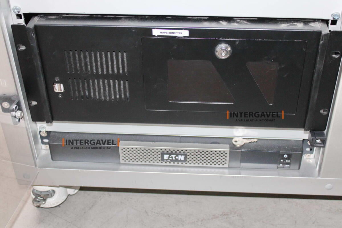 Bontott teszt munkahely 4