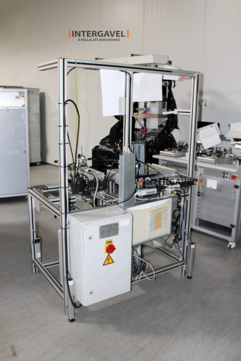 Bontott szerelő munkahely 2