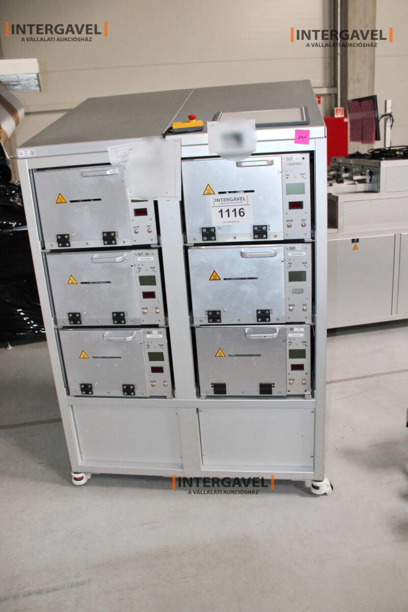 Bontott teszt szekrény 3