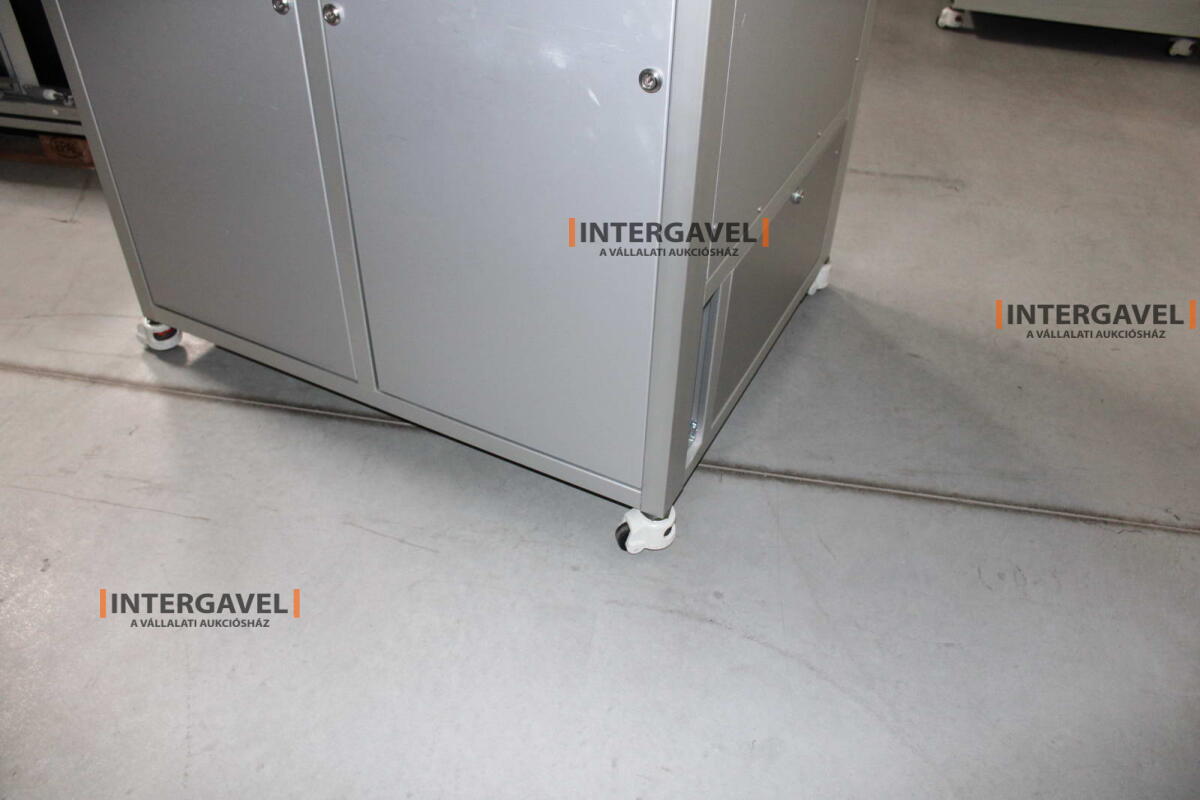 Bontott teszt szekrény 6