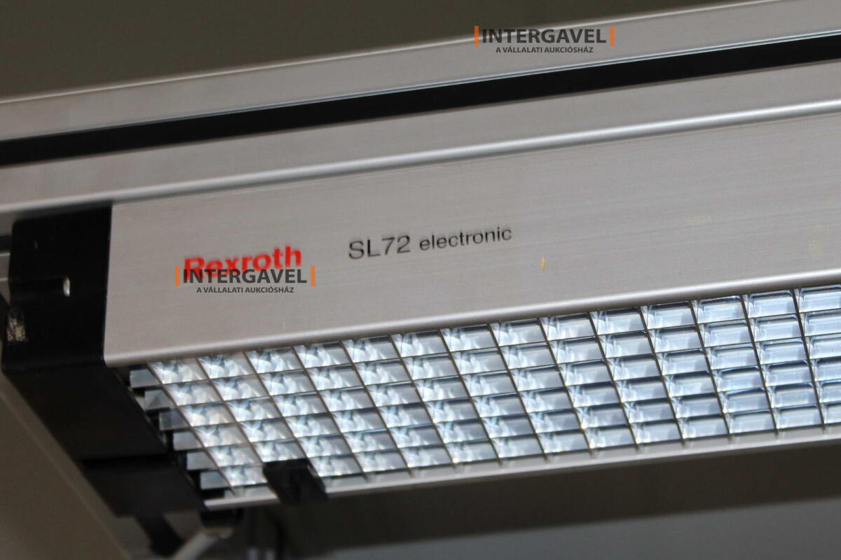 Bontott szerelő munkahely 14