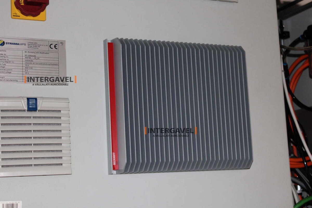 Bontott szerelő munkahely 25