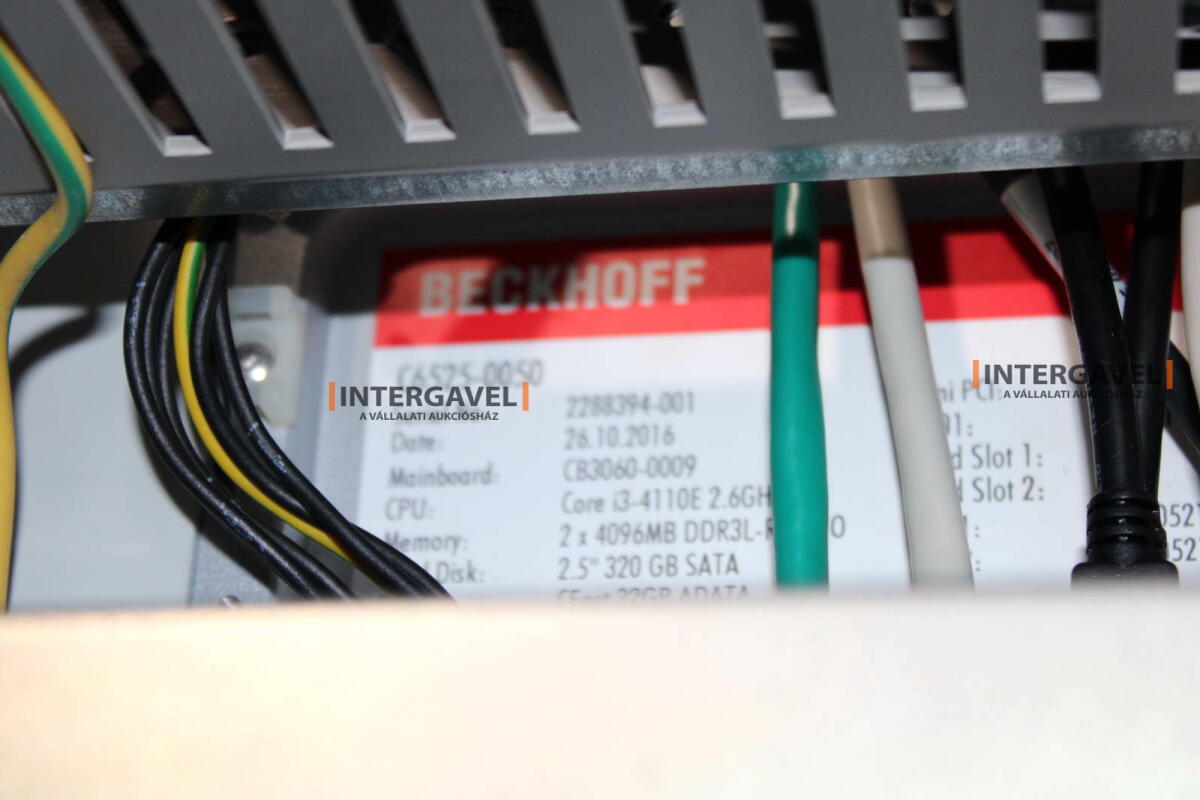 Bontott szerelő munkahely 27