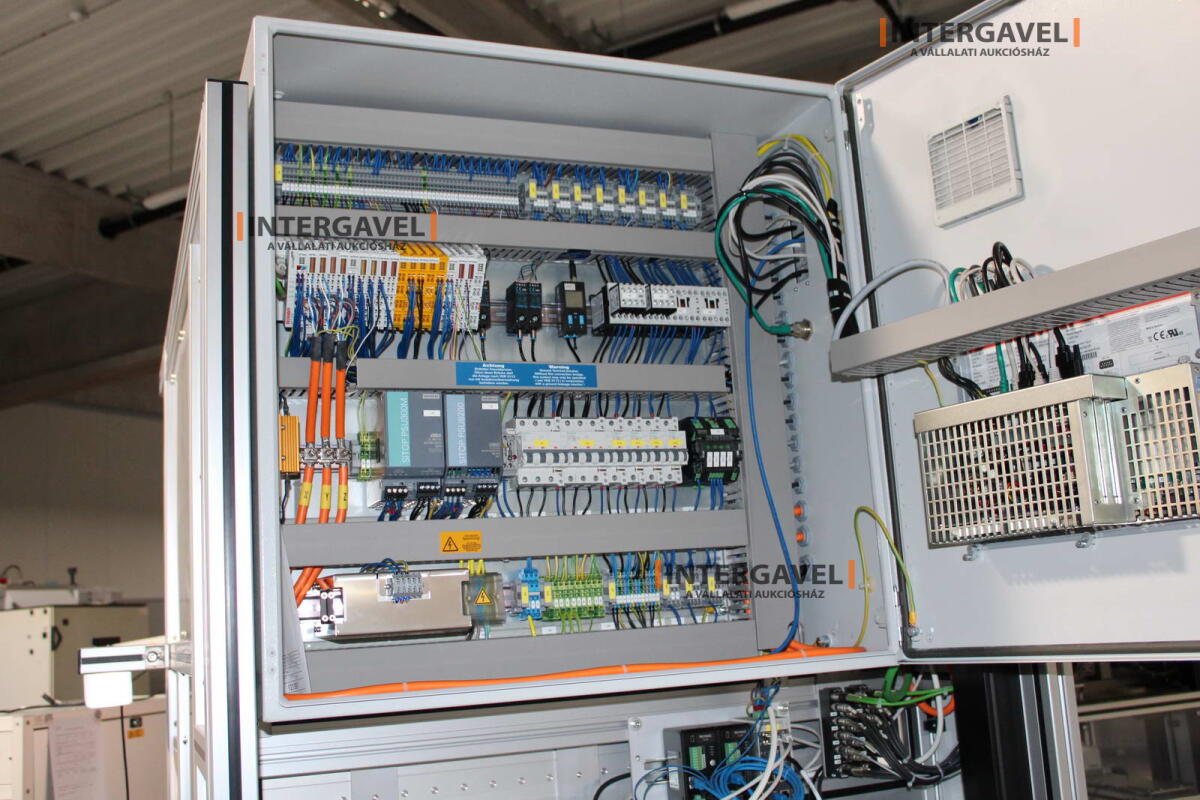 Bontott szerelő munkahely 28