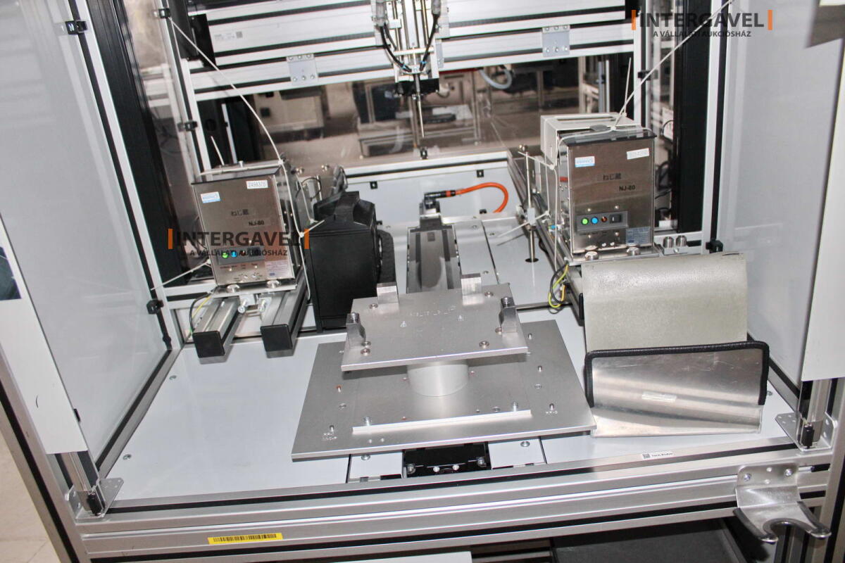 Bontott szerelő munkahely 10