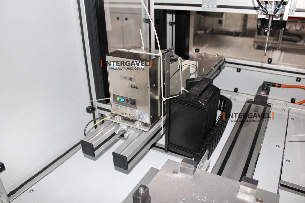 Bontott szerelő munkahely 12