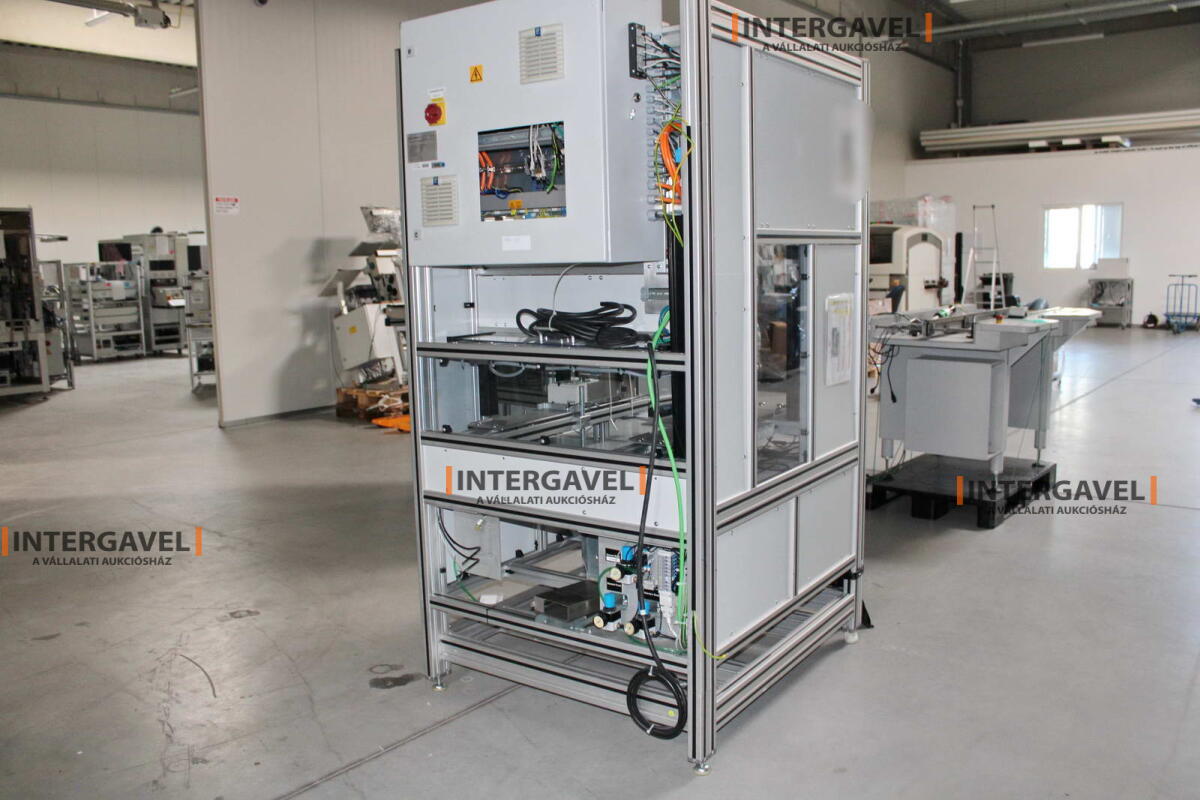 Bontott szerelő munkahely 2