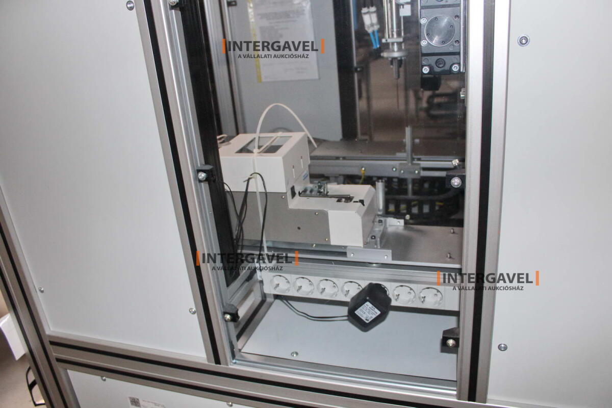 Bontott szerelő munkahely 13