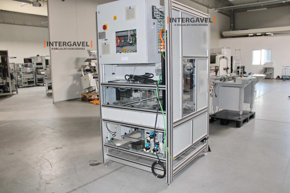 Bontott szerelő munkahely 15