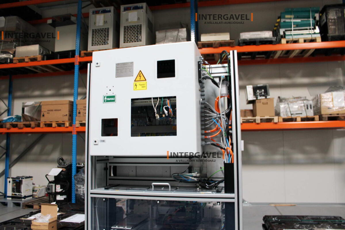 Bontott szerelő munkahely 13