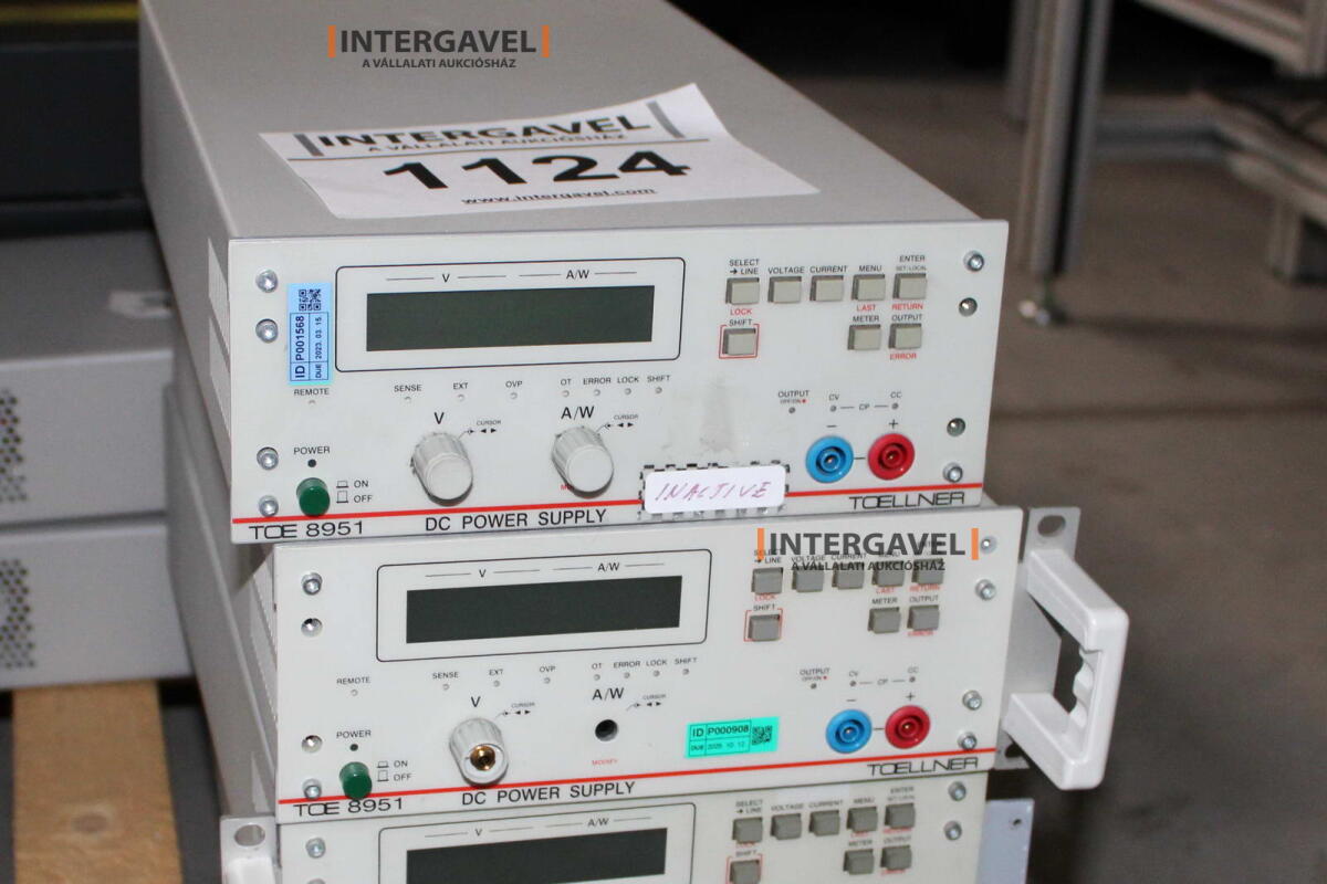 Tápegység (TCELLNER, TCE 8951) és RF terminal 9