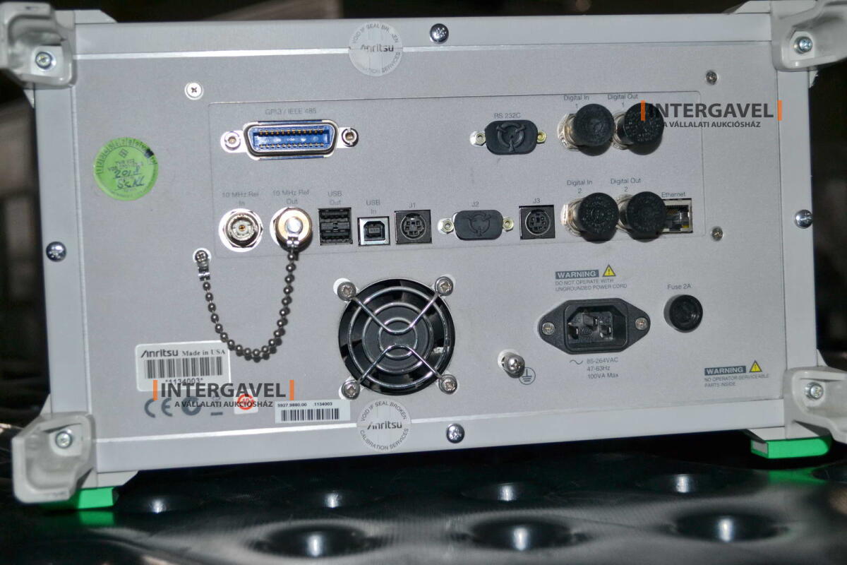 Signal generator (Rohde & Schwarz, SMB 100 A) és egyéb műszerek 15