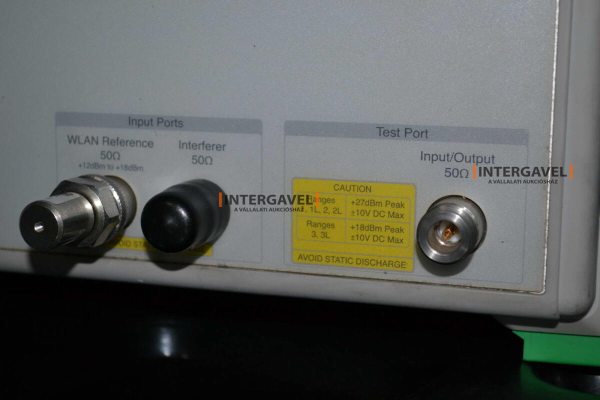 Signal generator (Rohde & Schwarz, SMB 100 A) és egyéb műszerek 16