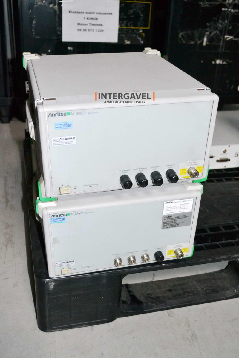 Signal generator (Rohde & Schwarz, SMB 100 A) és egyéb műszerek 34