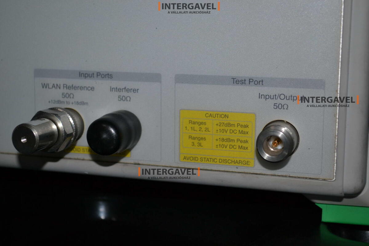 Signal generator (Rohde & Schwarz, SMB 100 A) és egyéb műszerek 16