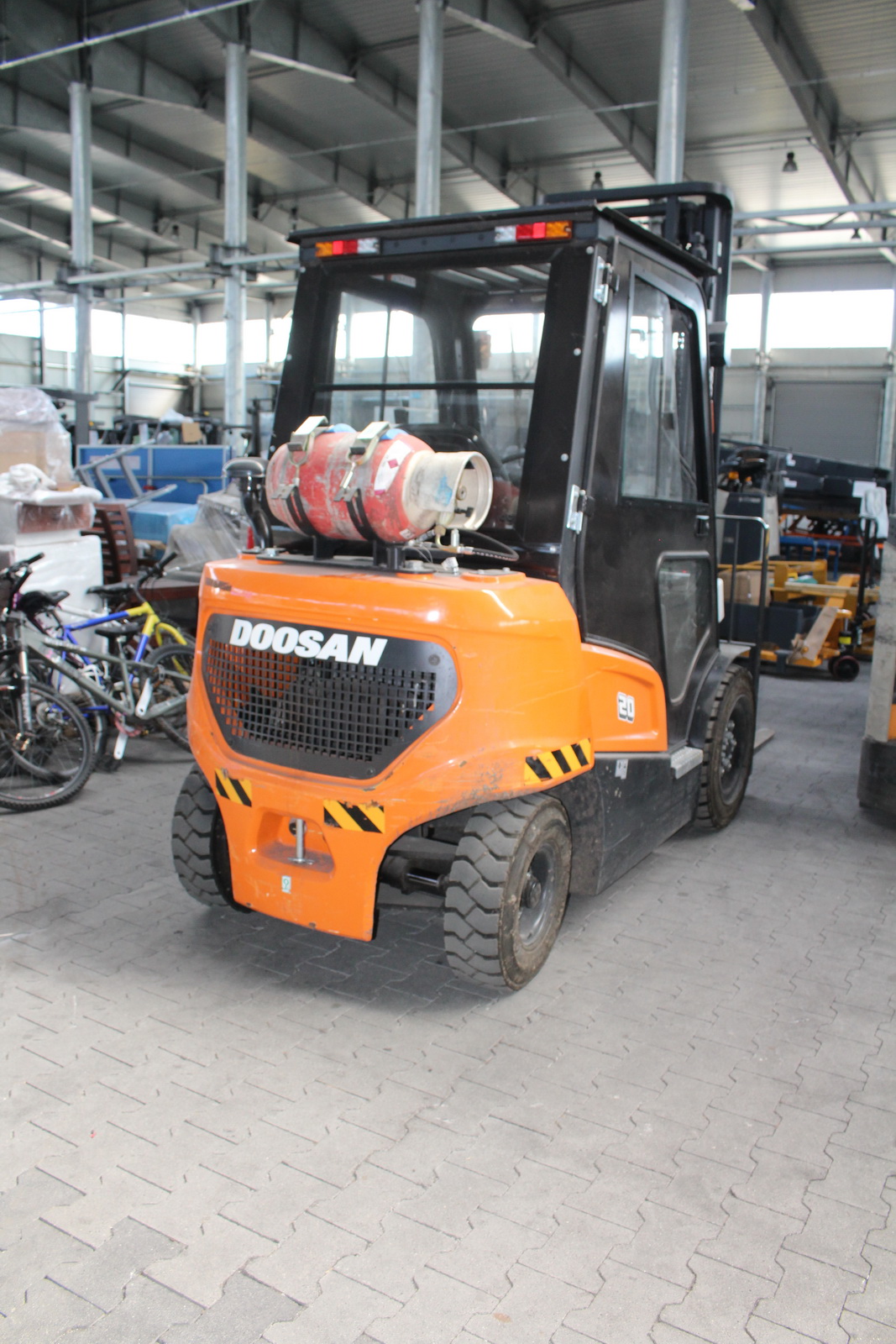 Homlokvillás targonca (gázos) 4