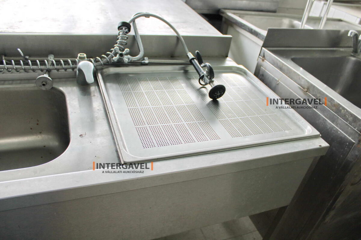 Nagykonyhai mosogató 6