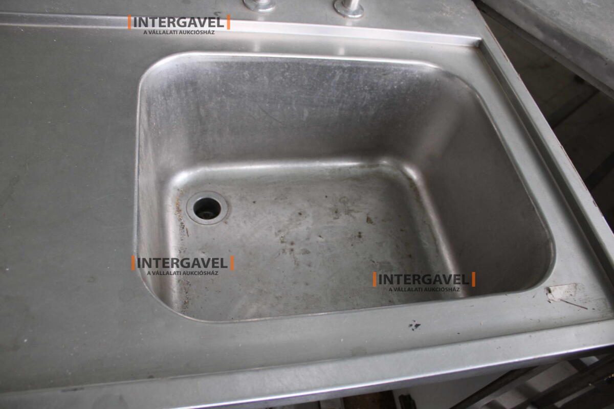 Nagykonyhai mosogató 4