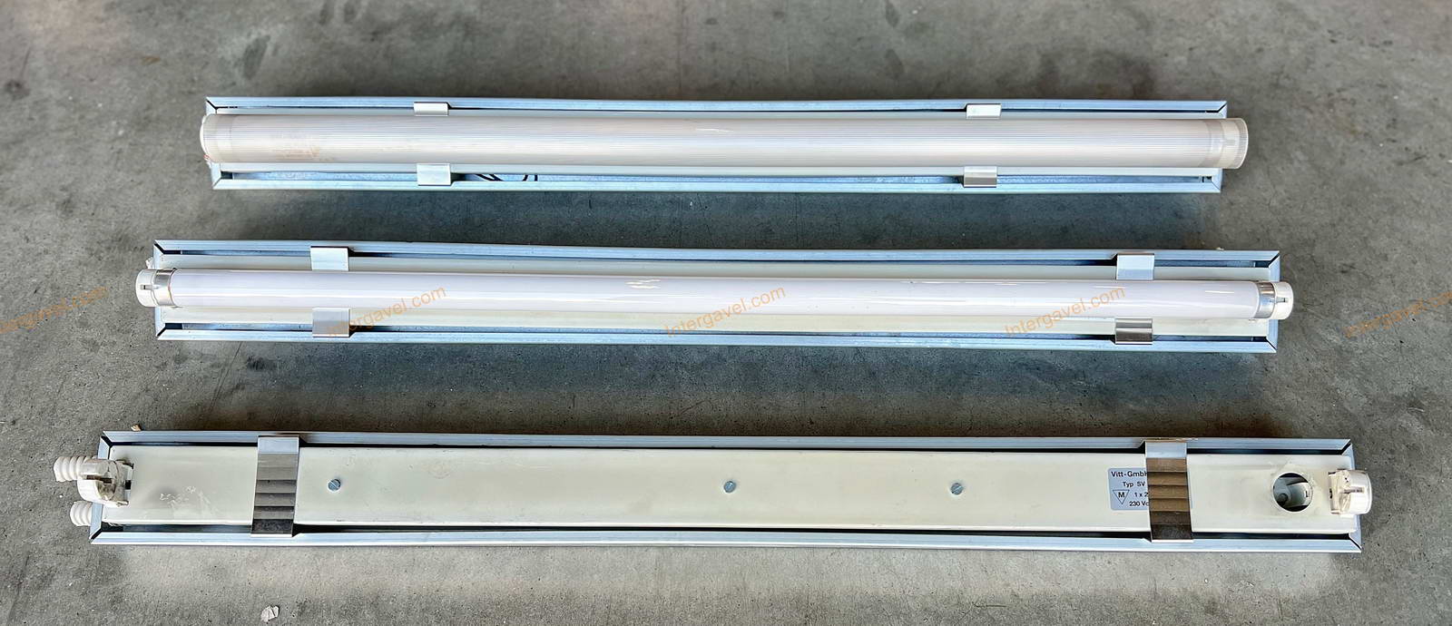 Fénycsőarmatúra 2