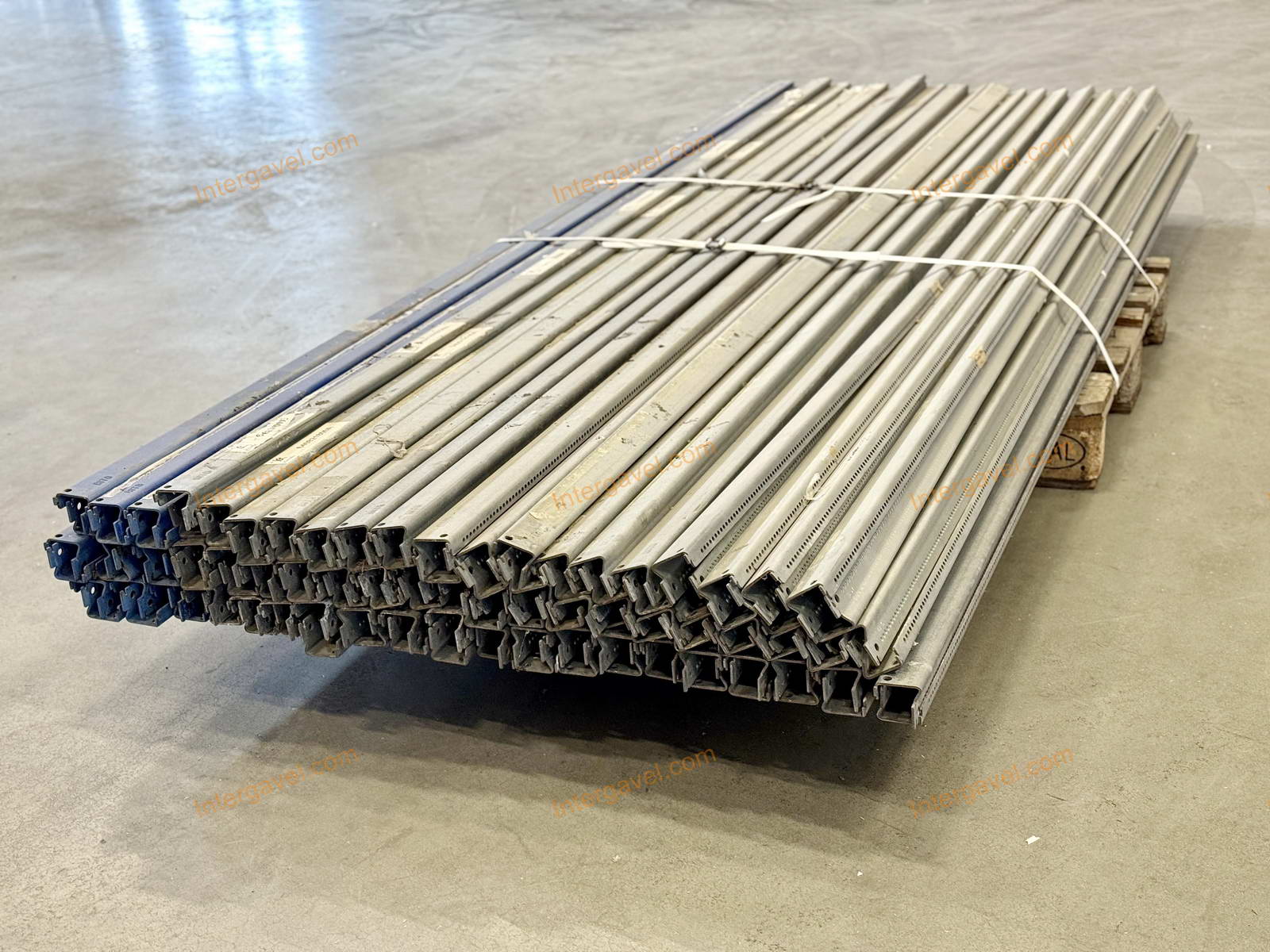 Horganyzott profilok 8