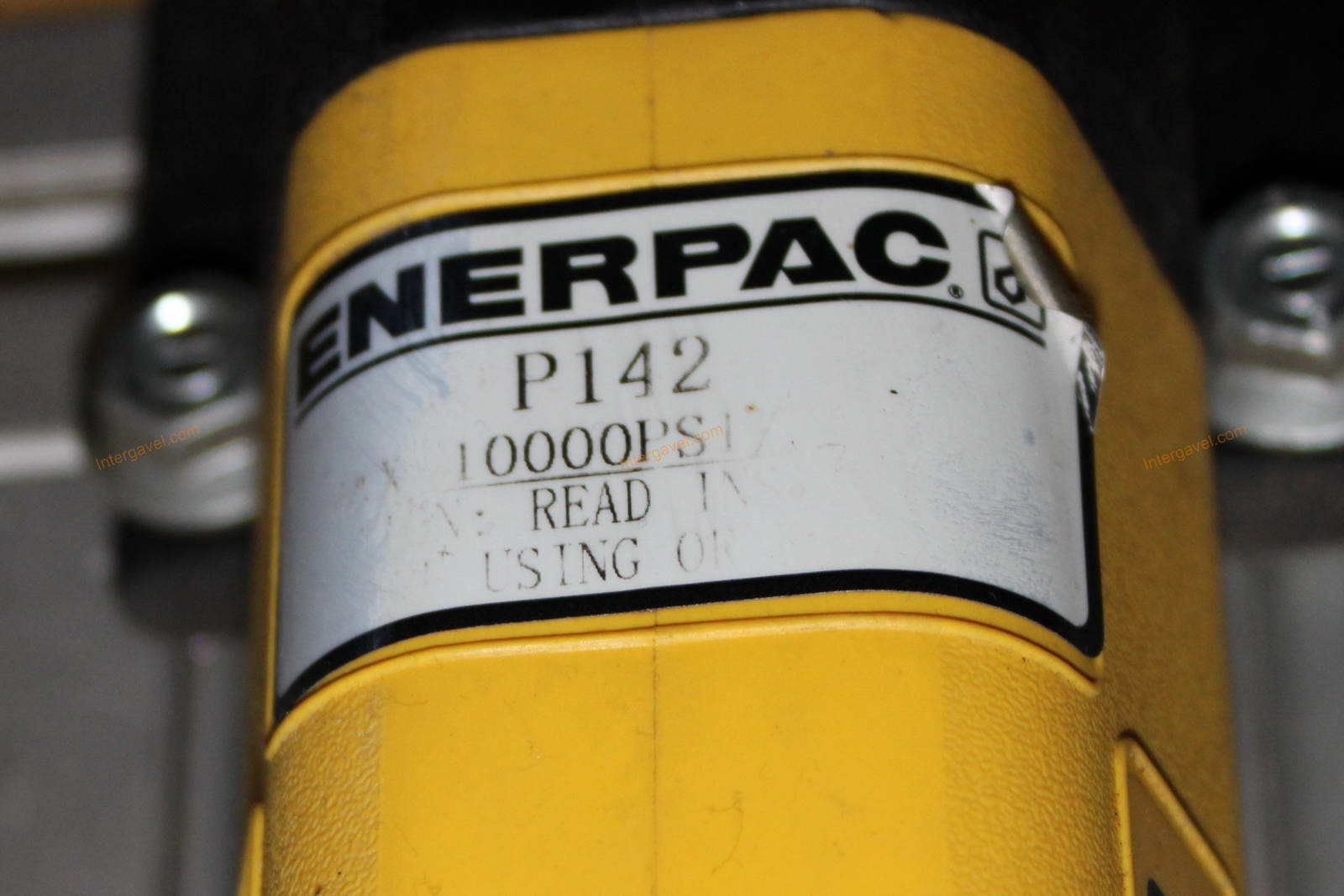 Szerelő munkahely 23