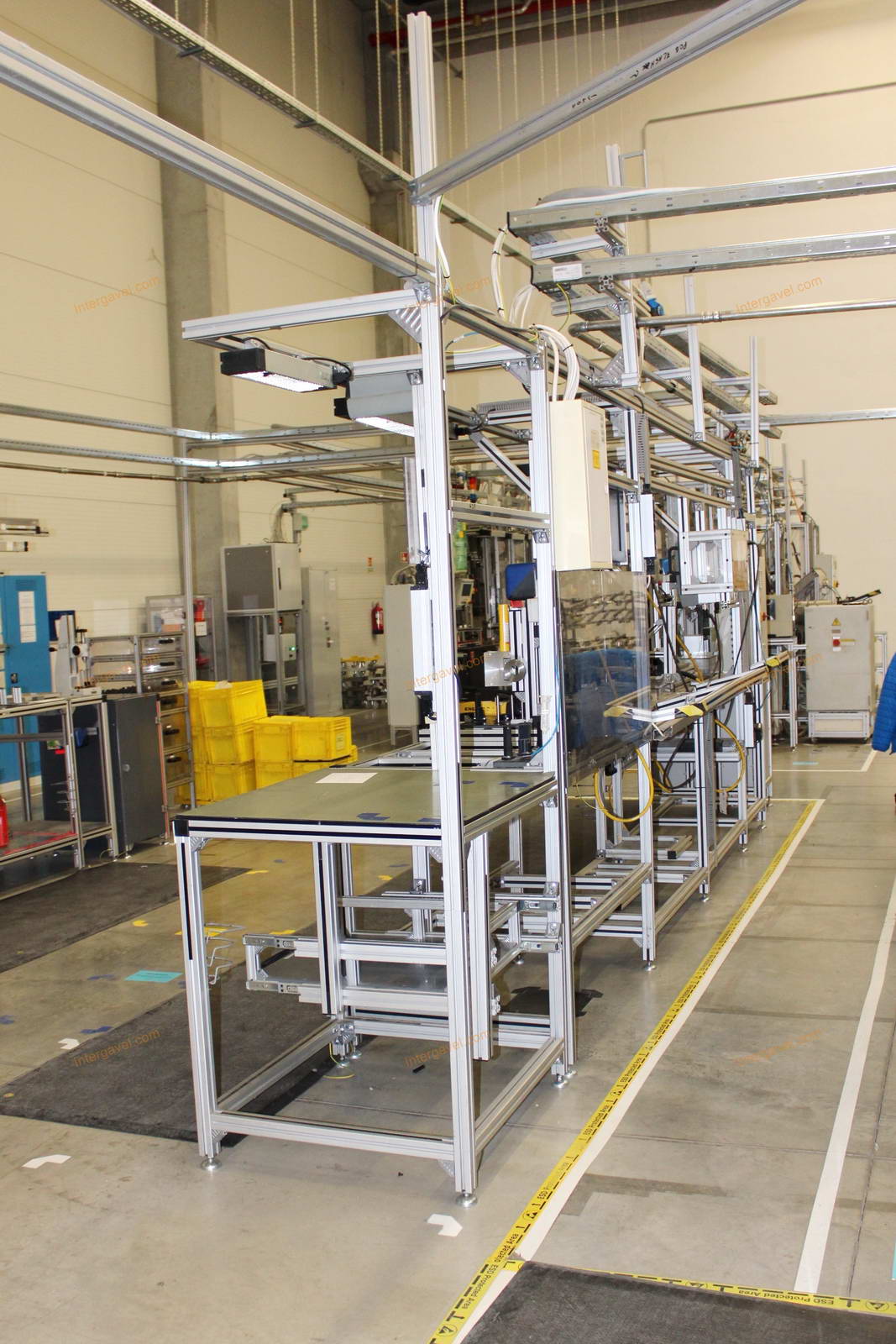 Szerelő munkahely 62