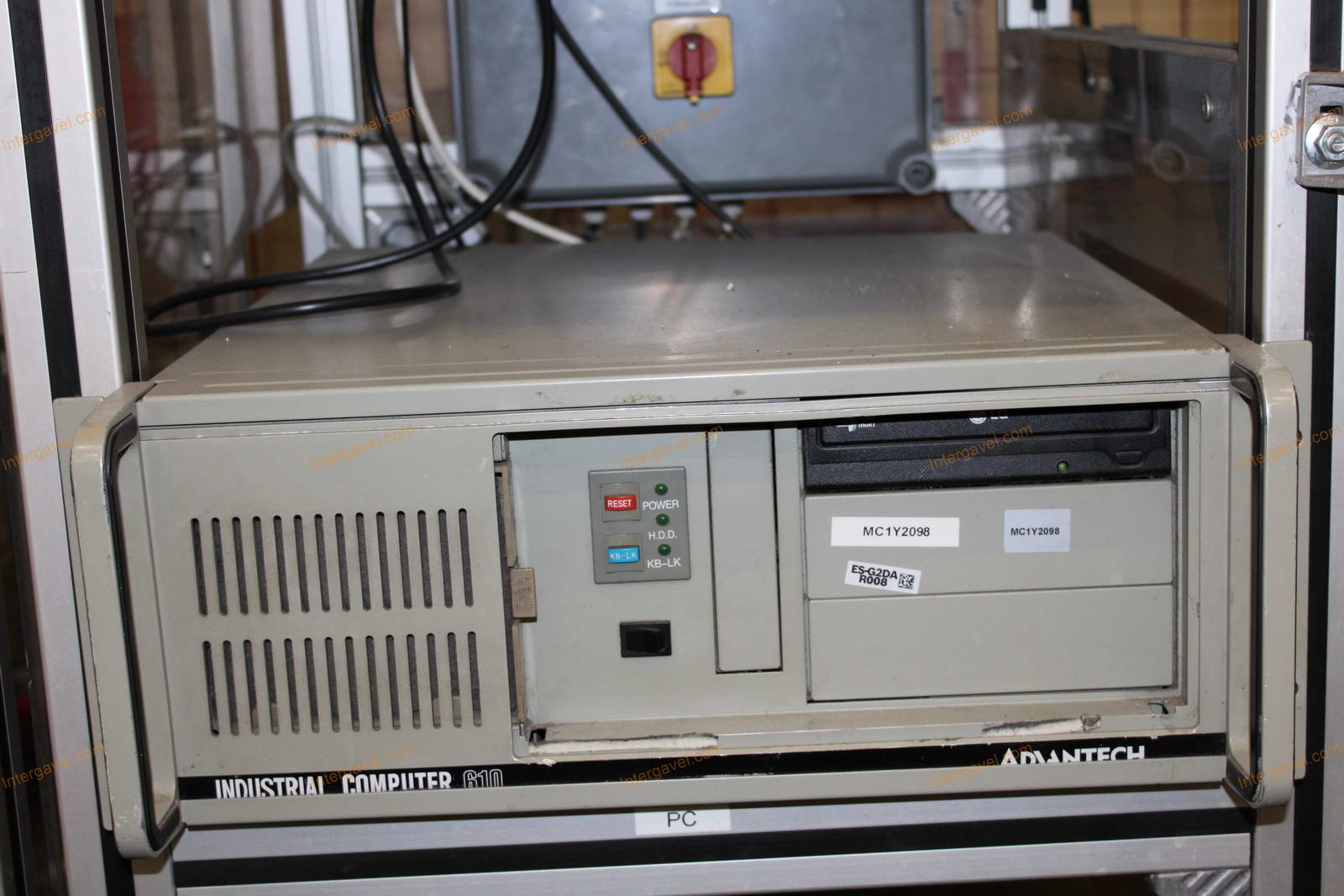 Szerelő munkahely 7