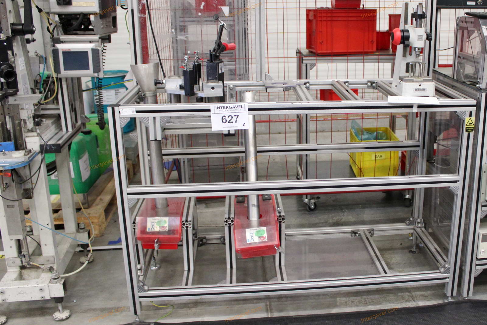 Szerelő munkahely 7