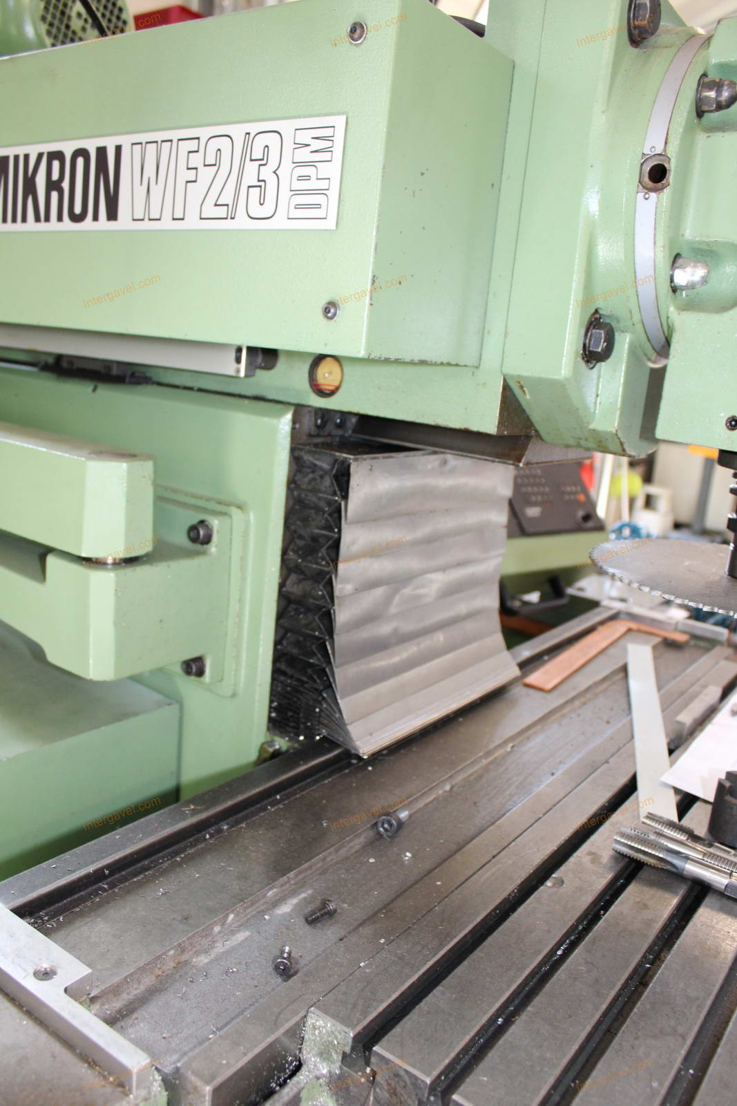 Milling machine 11