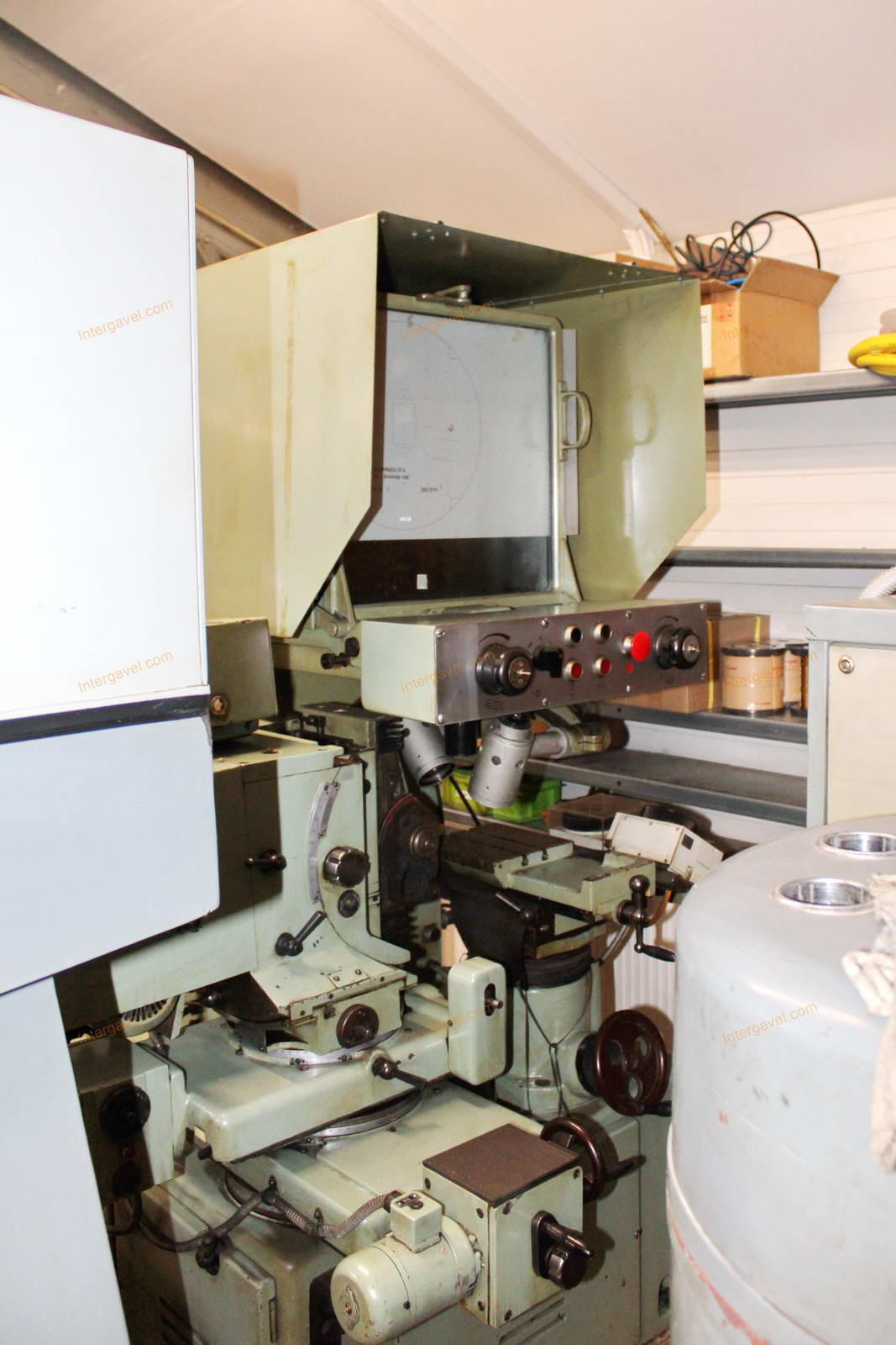 Optikai köszörű 4