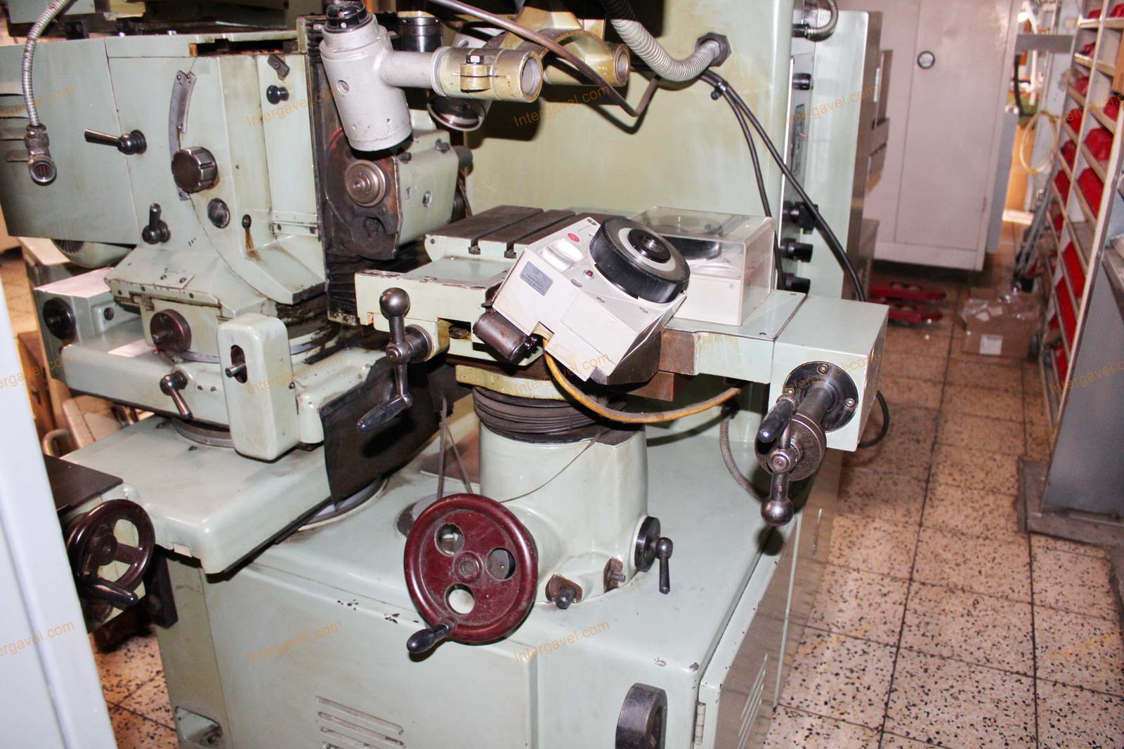 Optikai köszörű 6