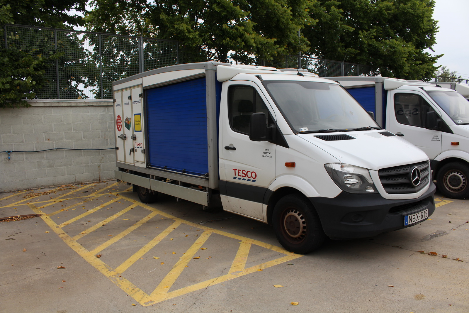 Hűtős kisteherautó 3