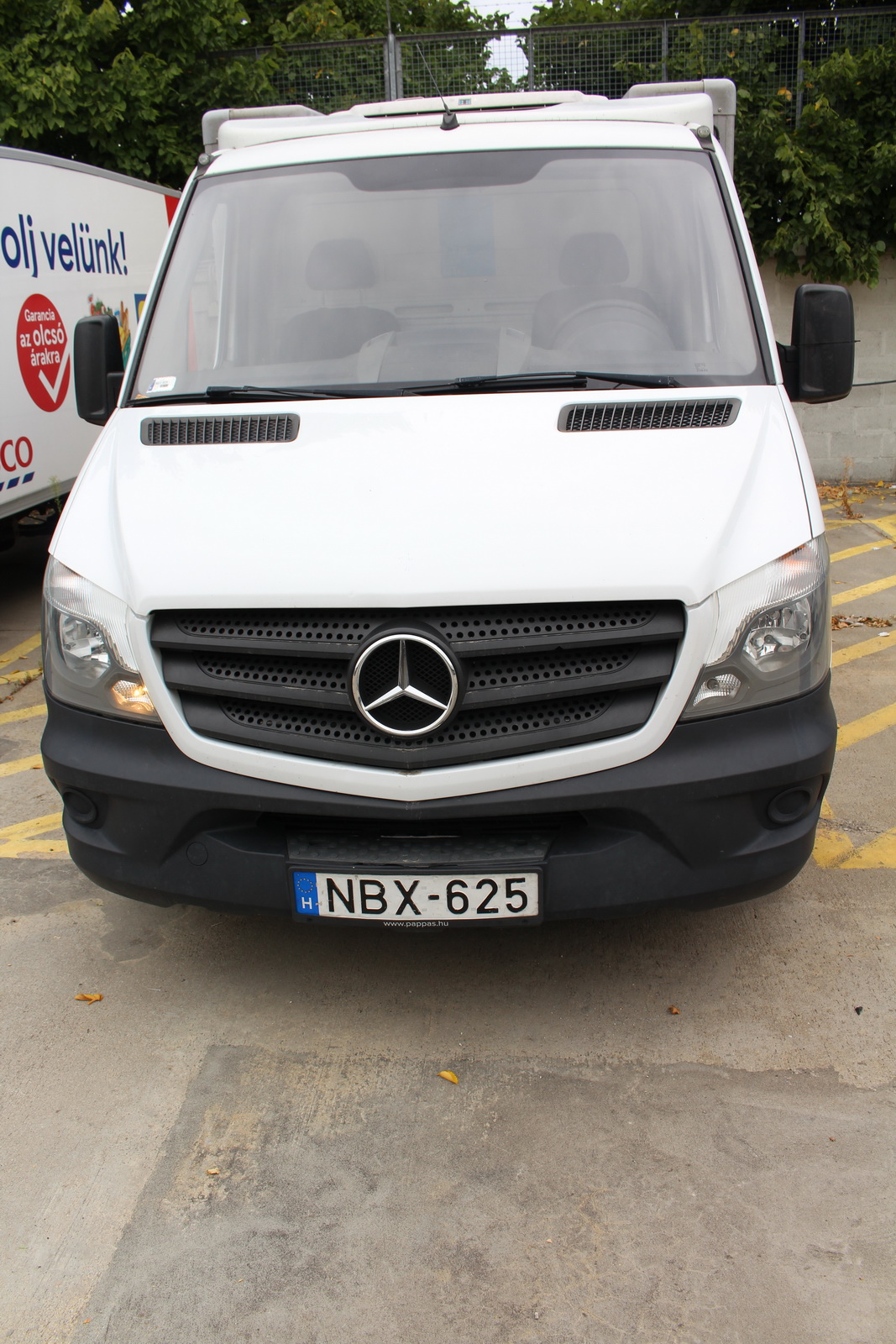 Hűtős kisteherautó 4