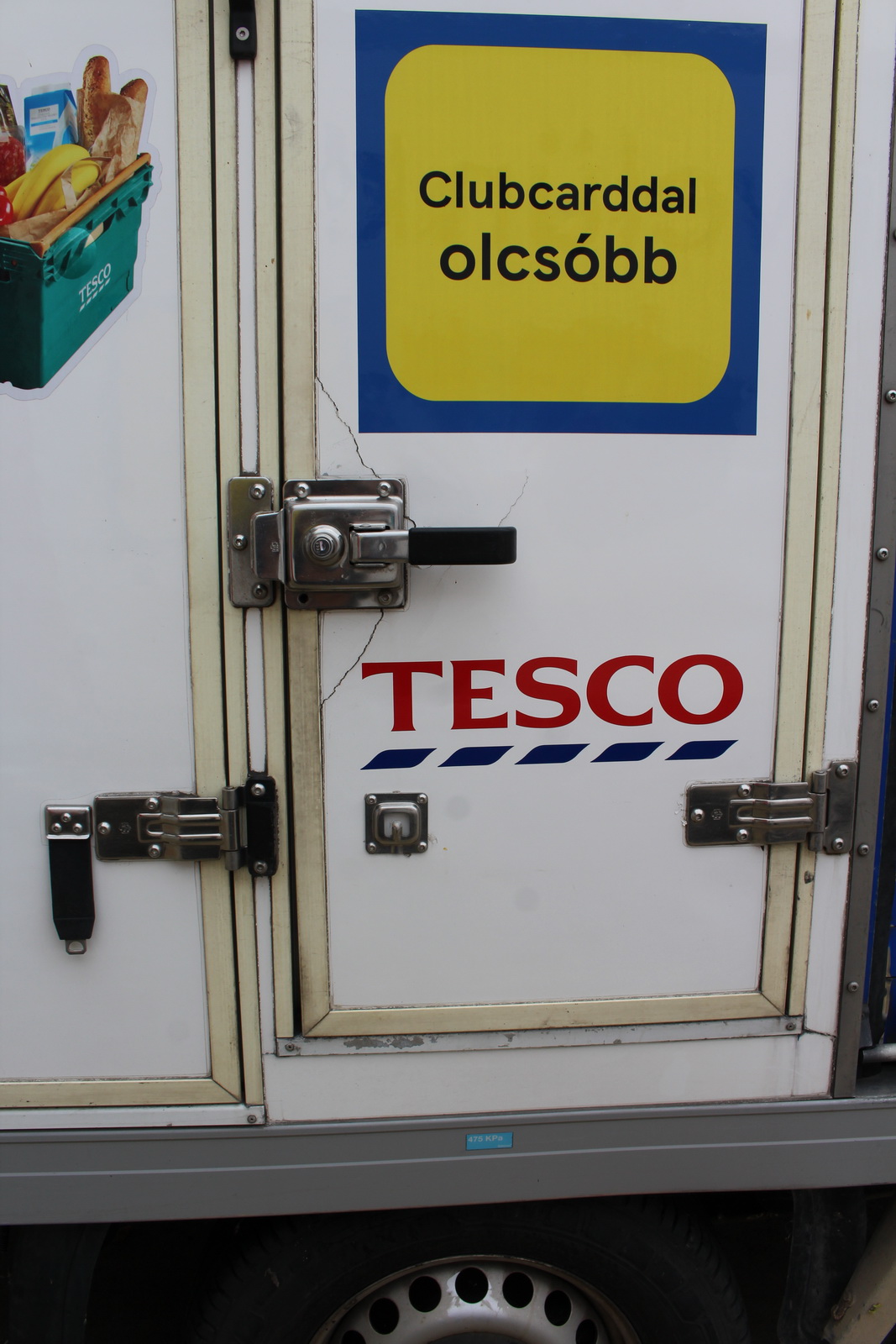 Hűtős kisteherautó 9