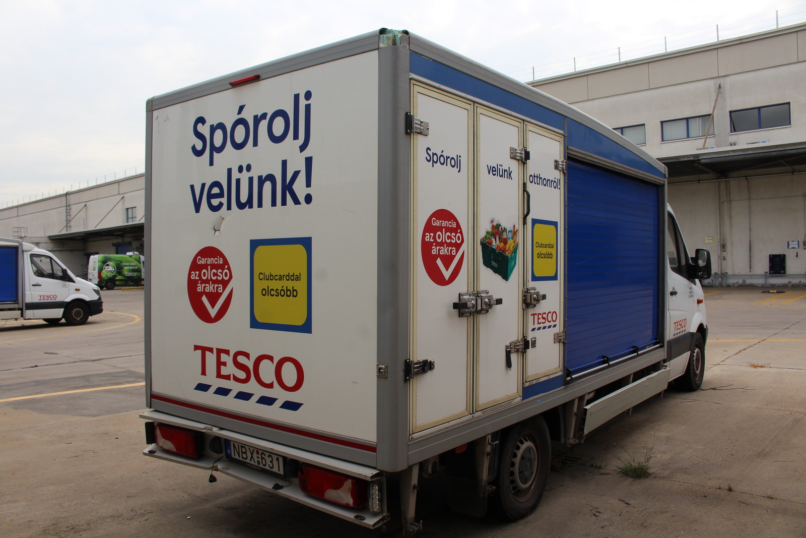 Hűtős kisteherautó 4