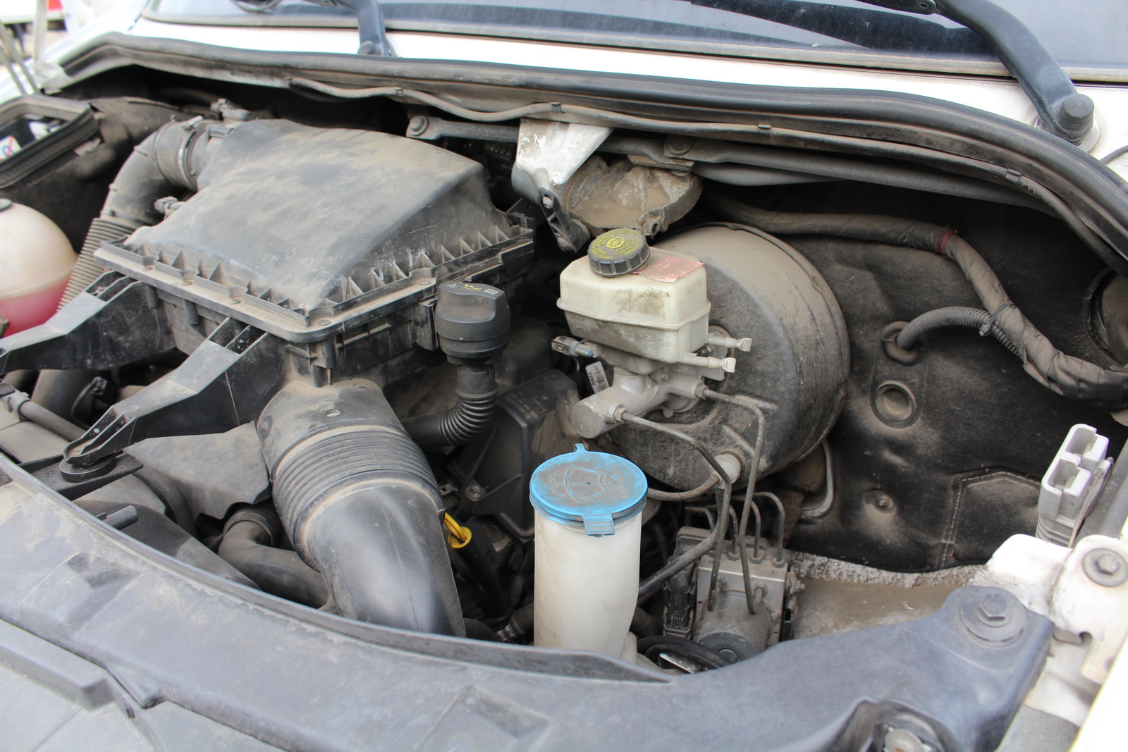 Hűtős kisteherautó 13