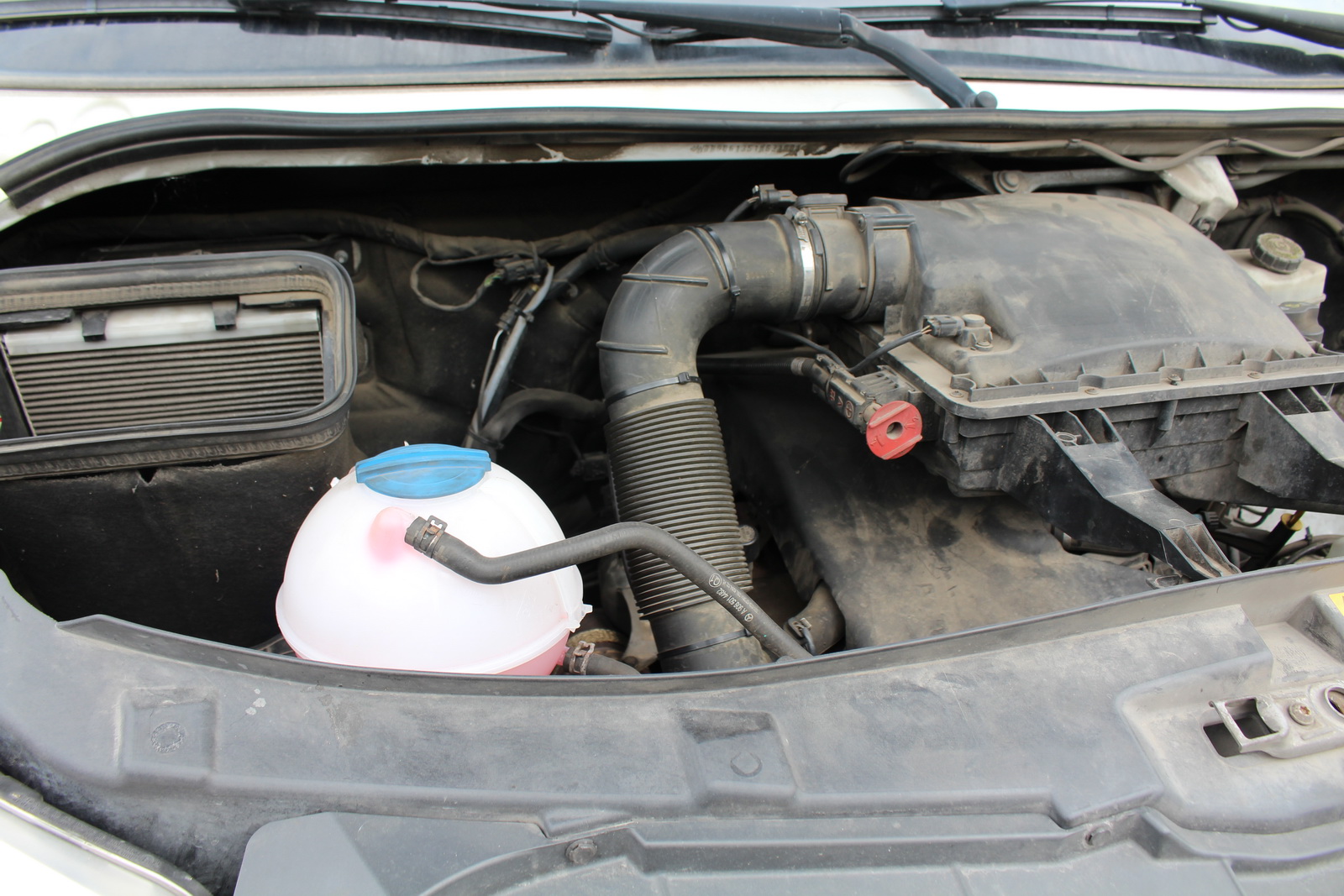 Hűtős kisteherautó 17